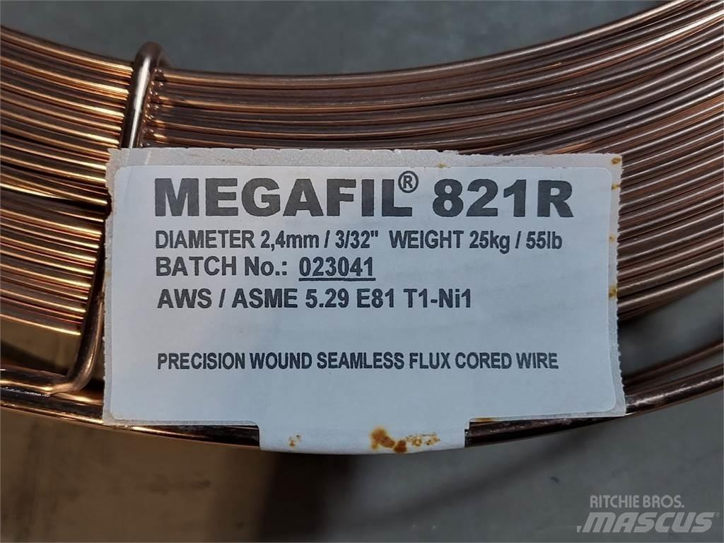  MEGAFIL 821R Hitsauslaitteet