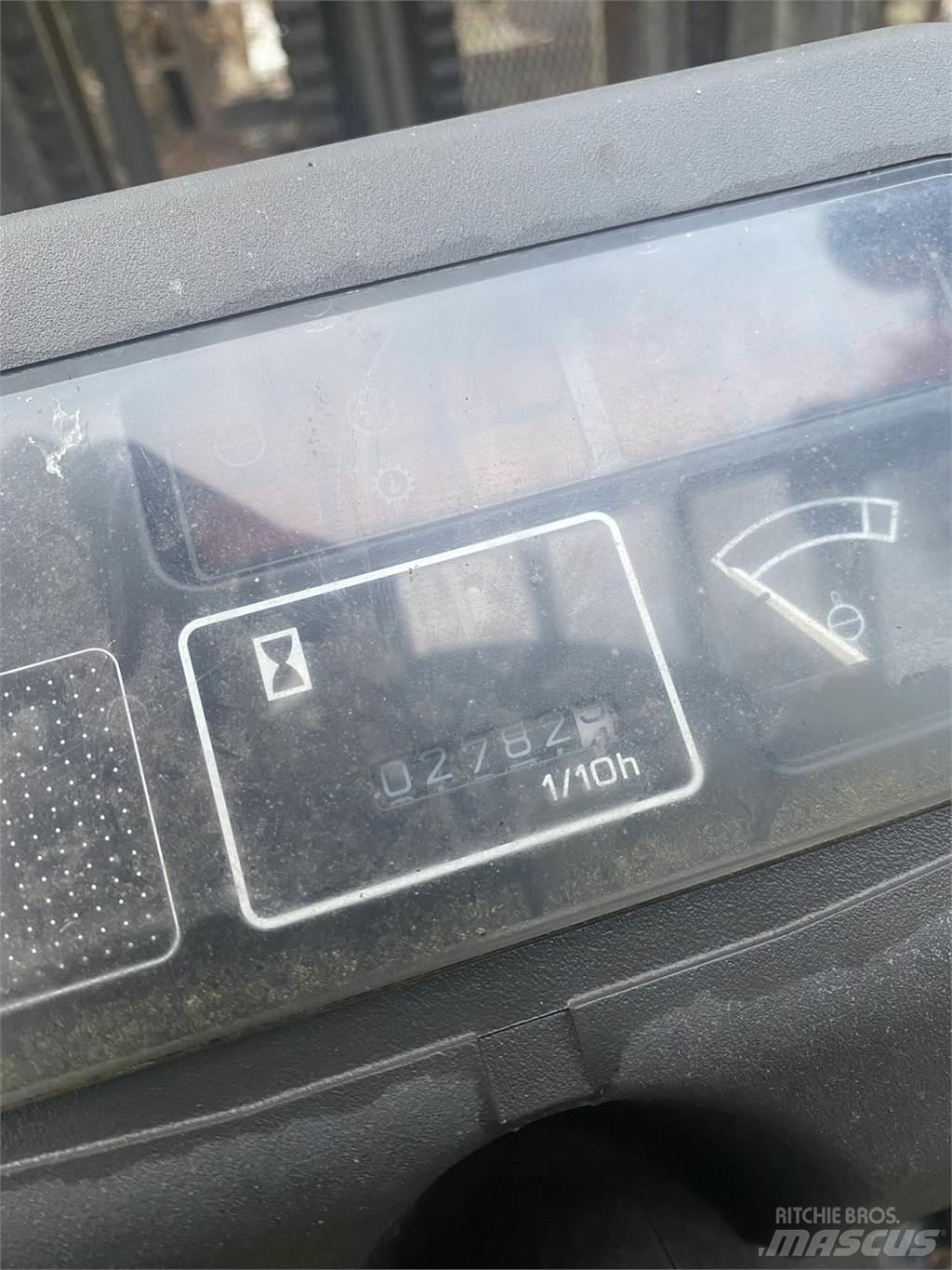 Nissan PJO2A25V Muut koneet