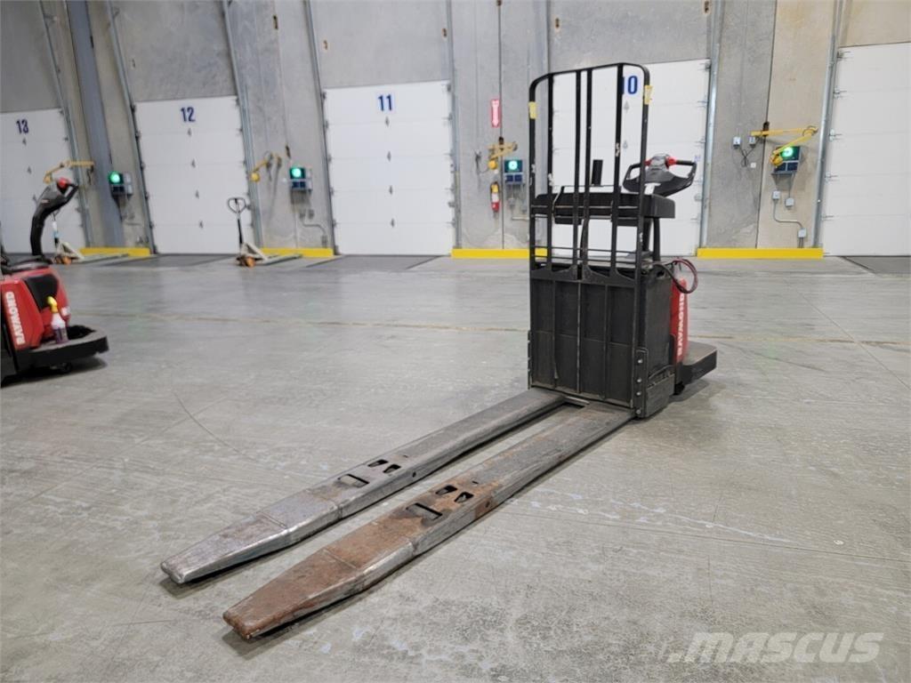Raymond 8410 Muut koneet