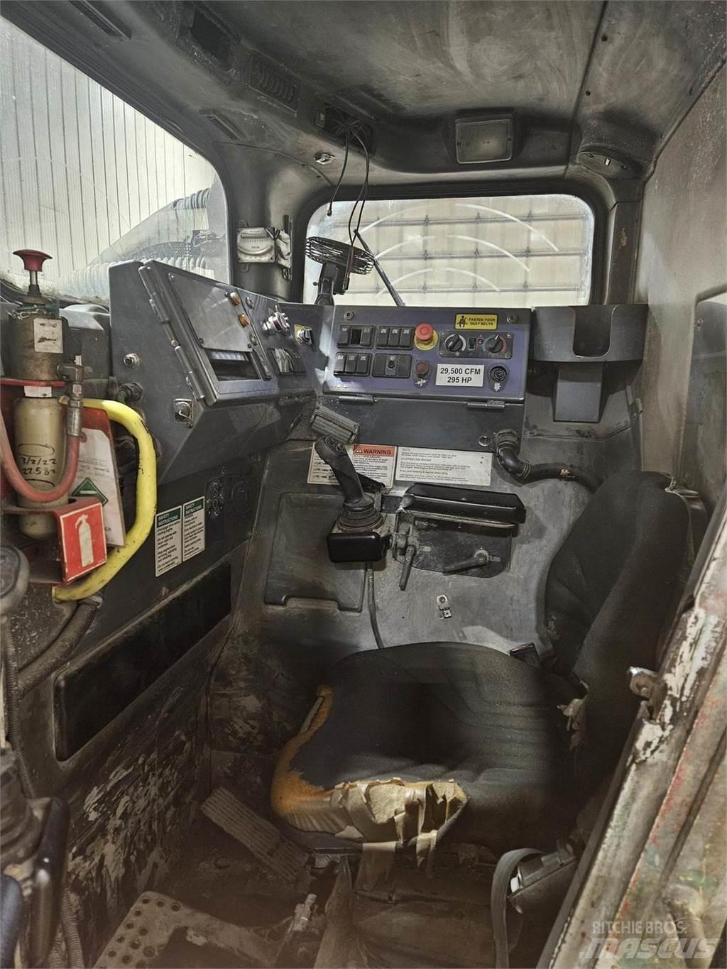 Sandvik LH410 Loader Muut