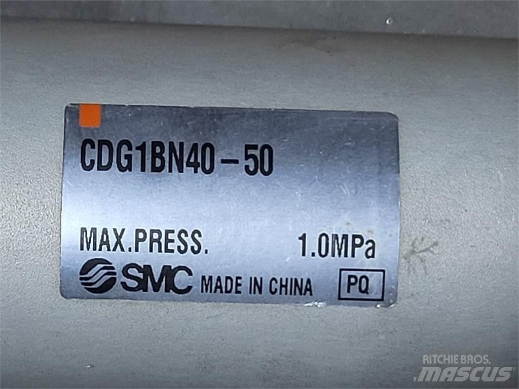 SMC CDG1BN40-50 Muut