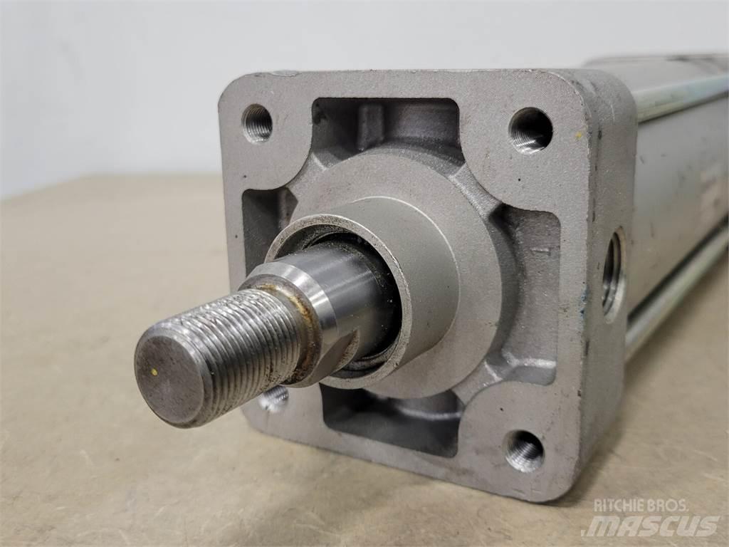 SMC NCDA1B325-0800 Muut