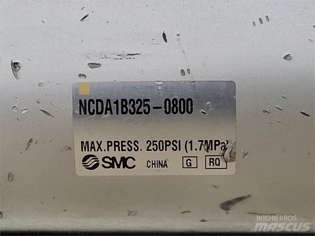 SMC NCDA1B325-0800 Muut