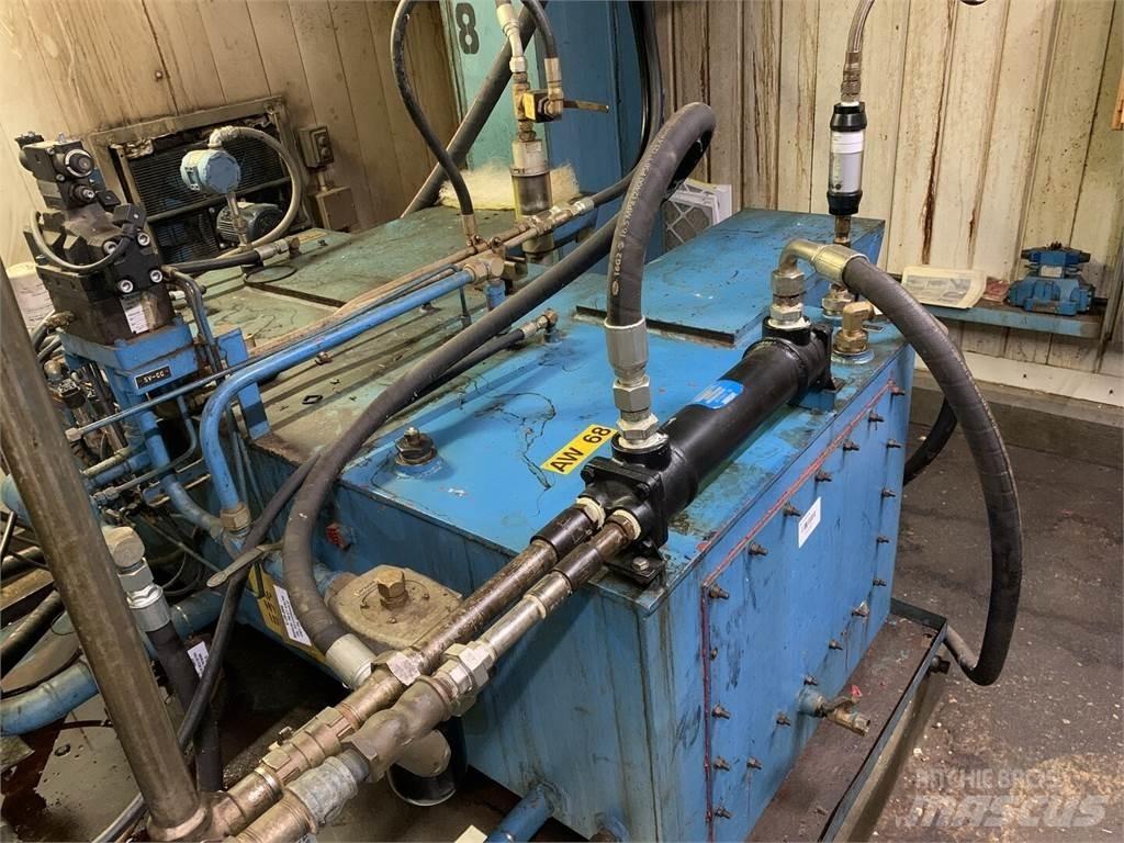 Vickers  Vesipumput