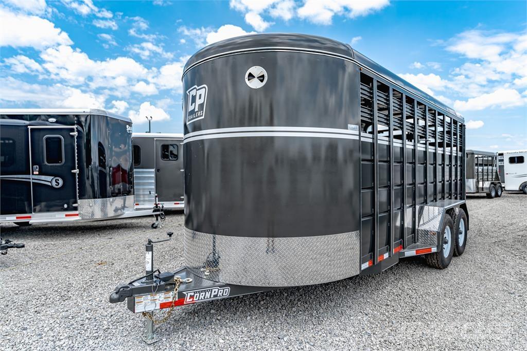 Corn PRO SB-18 Eläinkuljetusperävaunut