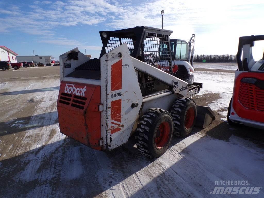 Bobcat 843B Liukuohjatut kuormaajat