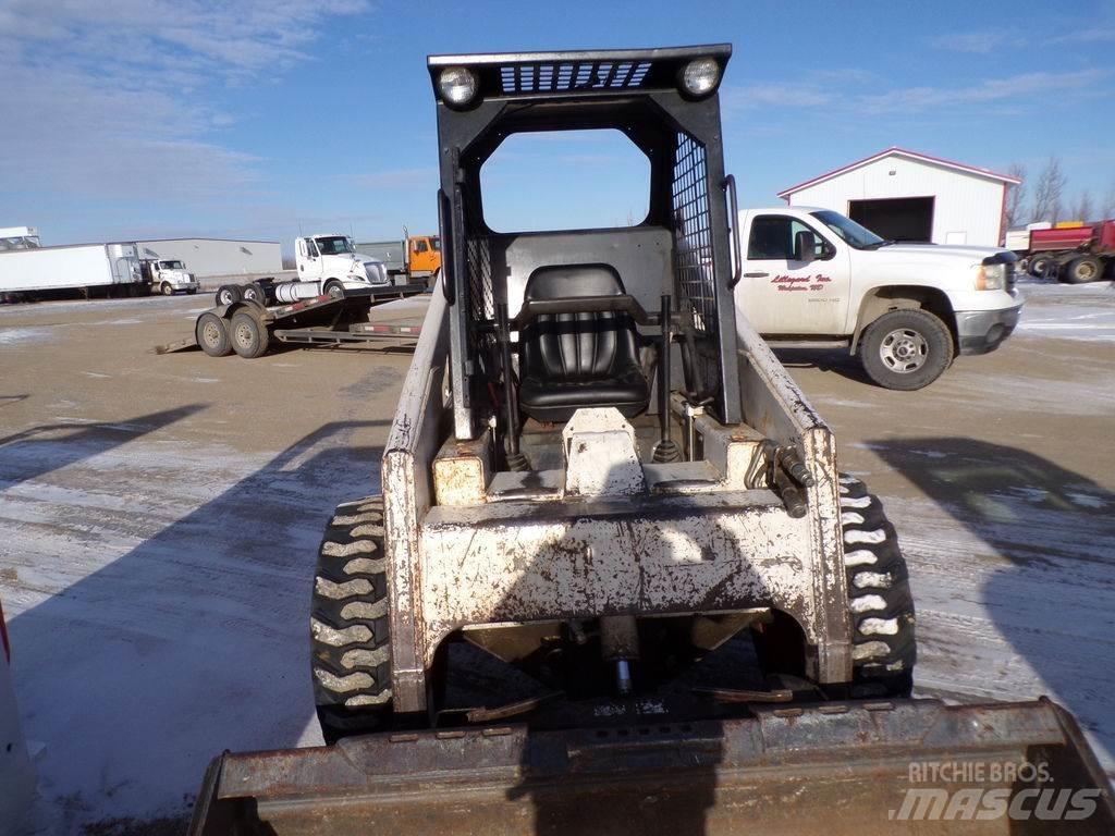 Bobcat 843B Liukuohjatut kuormaajat