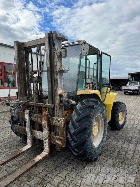 JCB 940-2 Maastotrukit