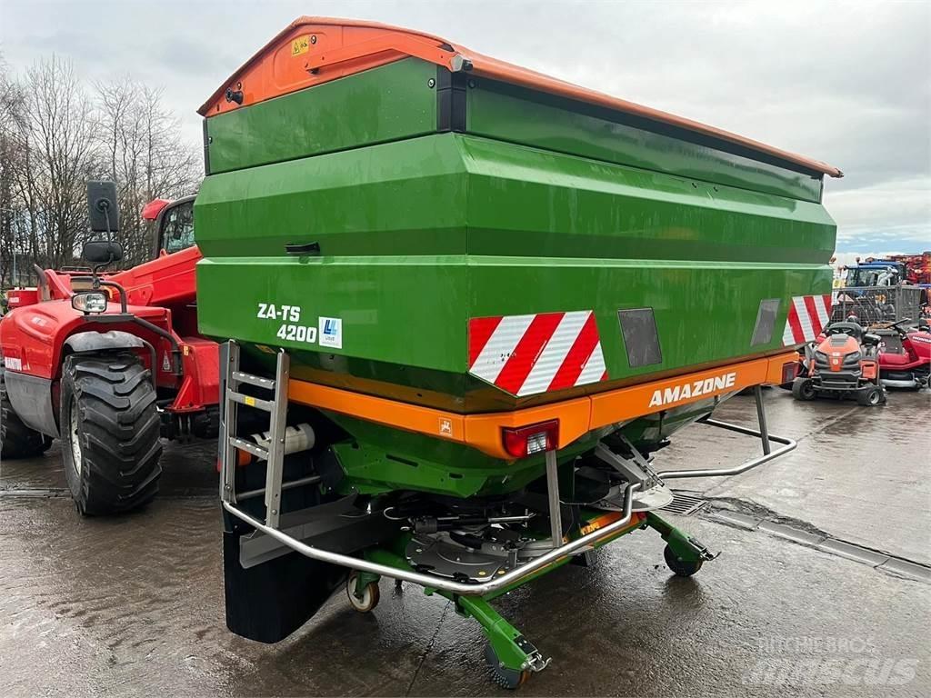 Amazone ZA-TS Lannoitteenlevittimet