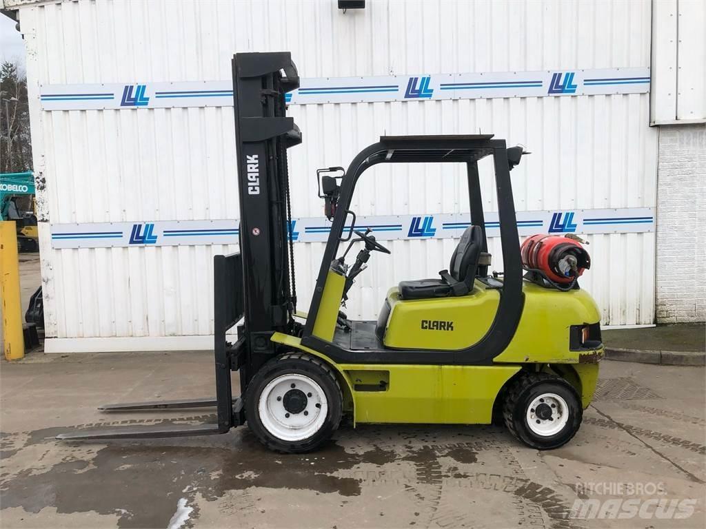 Clark CMP230L Muut koneet
