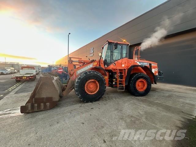 Develon DL350-5 Pyöräkuormaajat