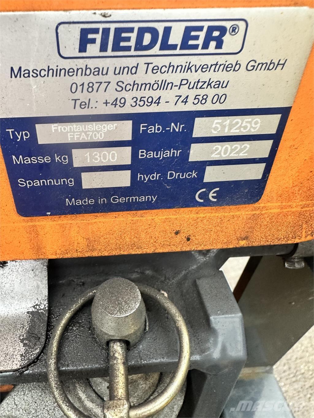 Fiedler FFA700 Pienet kuormainlaitteet