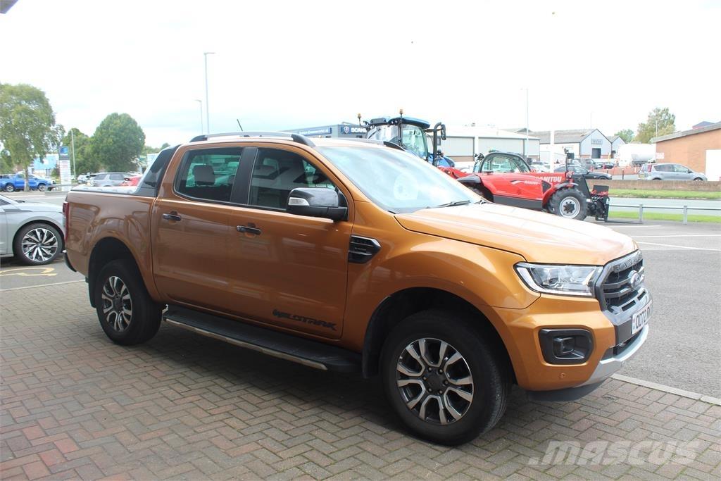 Ford Ranger Wildtrak Lava-autot