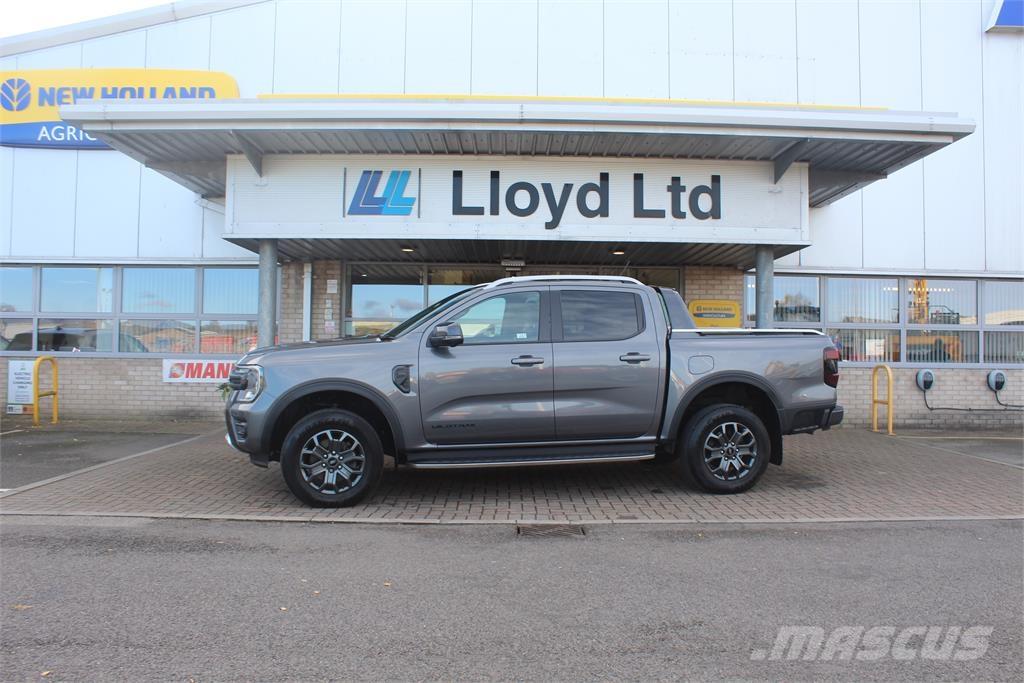 Ford Ranger Wildtrak Lava-autot