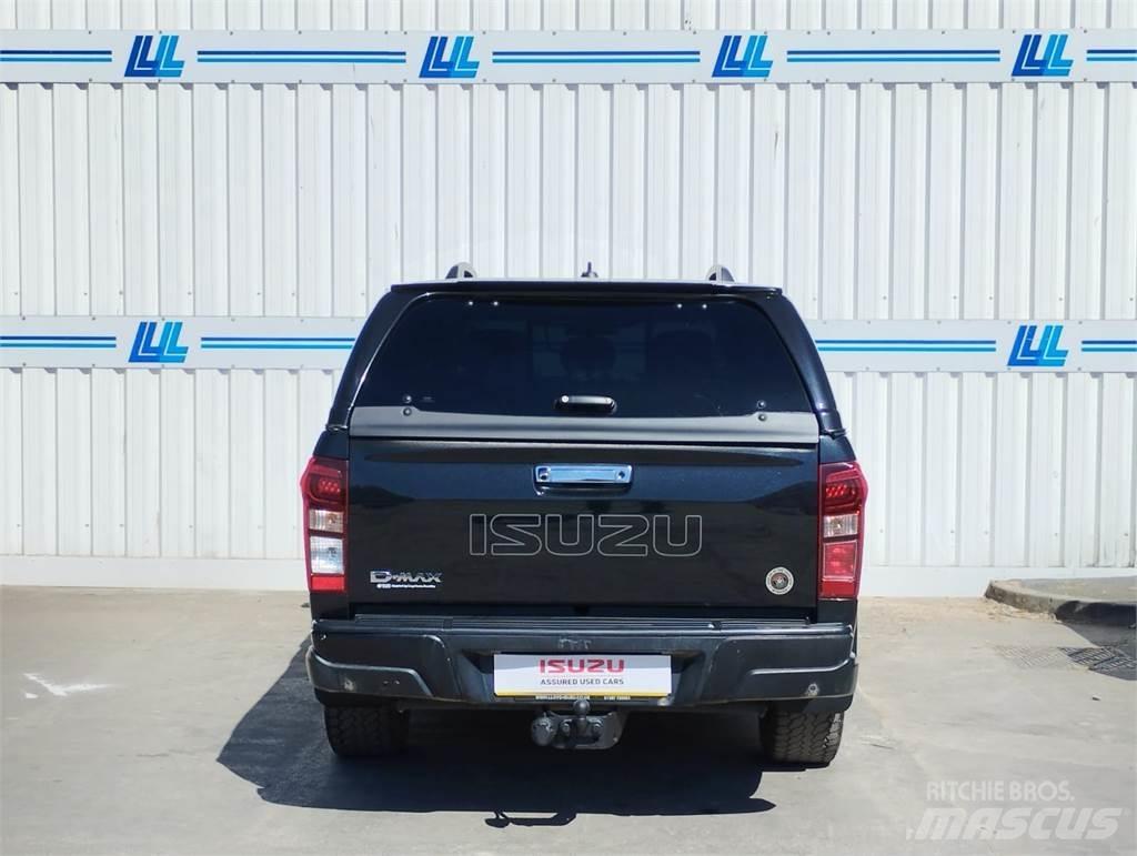Isuzu Blade Lava-autot