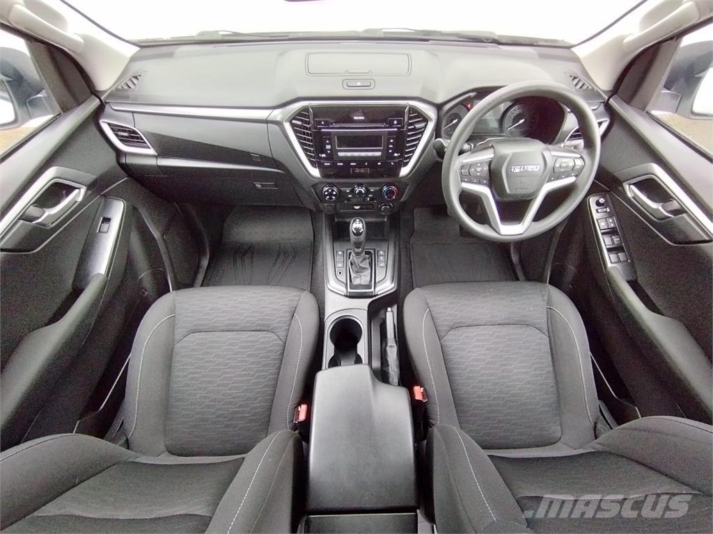 Isuzu DL20 Lava-autot