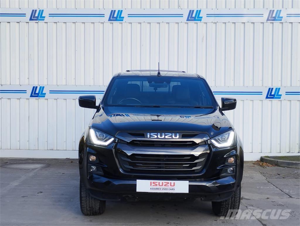Isuzu V-Cross Lava-autot