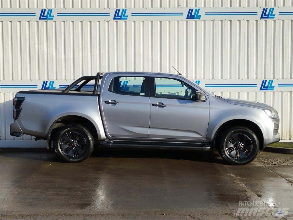 Isuzu V-Cross Lava-autot