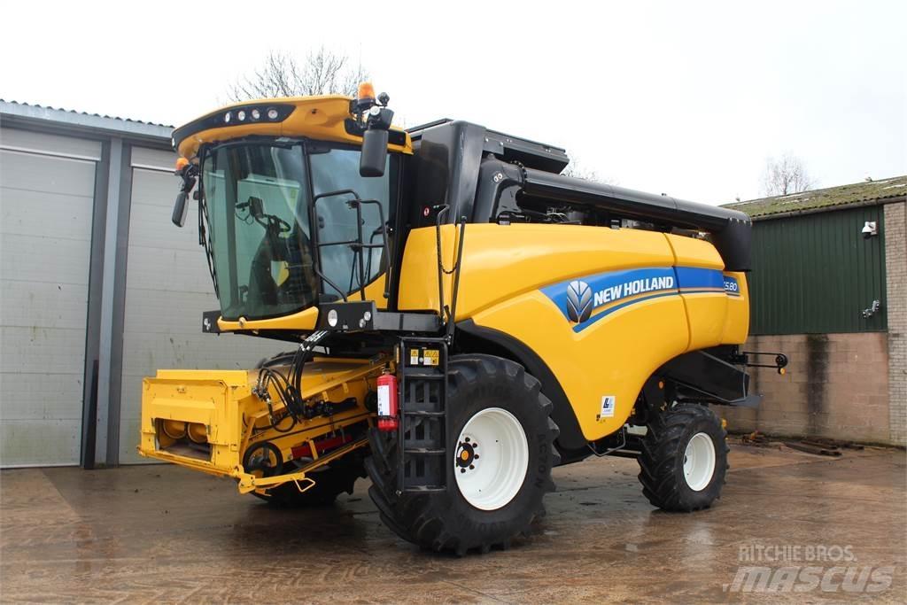 New Holland CX5.80S Leikkuupuimurit