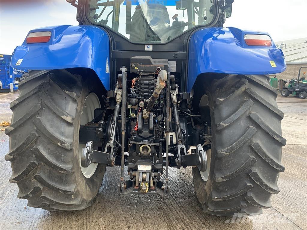 New Holland T7.200 Traktorit