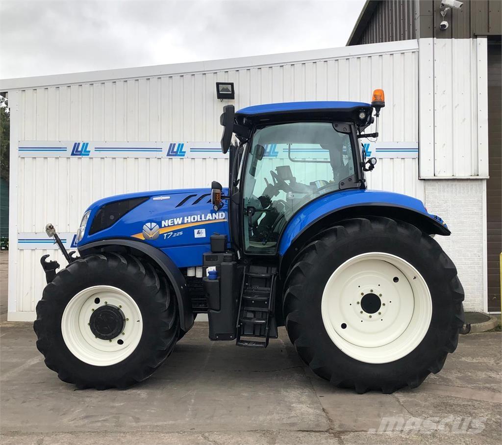 New Holland T7.225 Traktorit