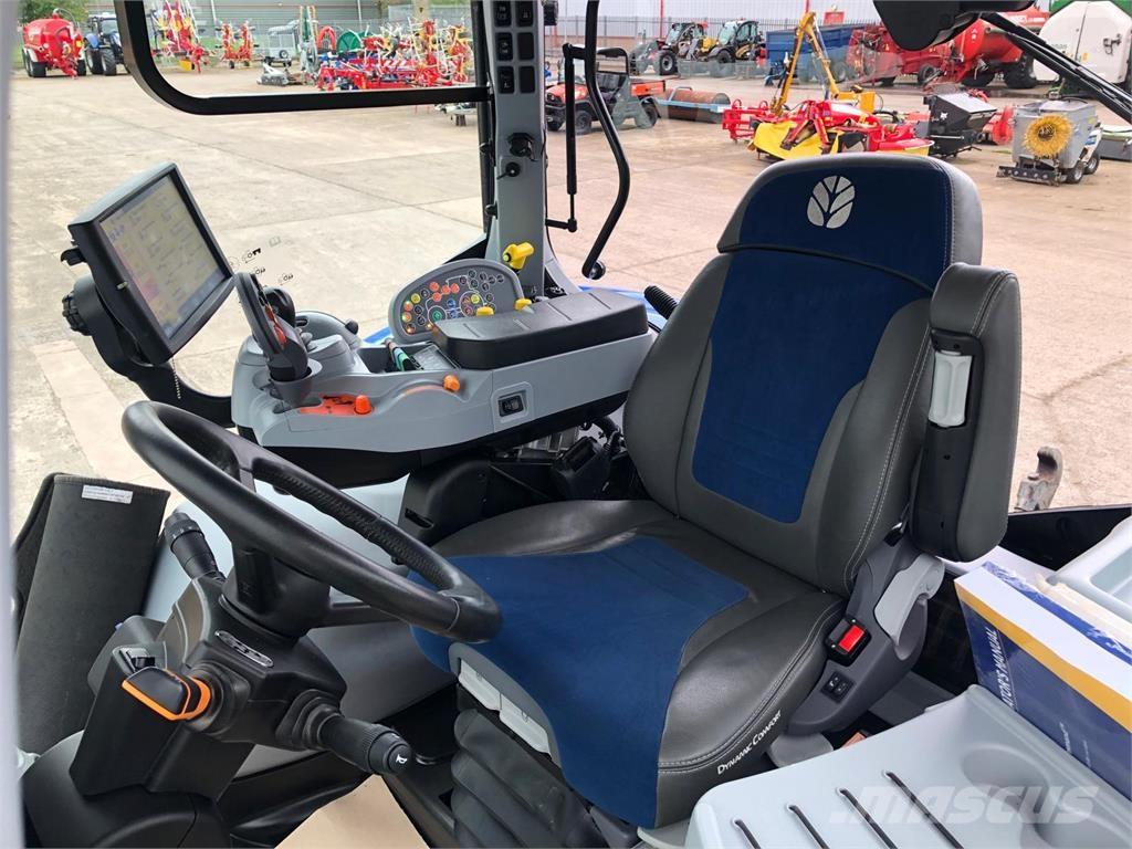 New Holland T7.225 Traktorit