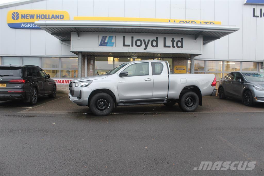 Toyota Hilux Lava-autot
