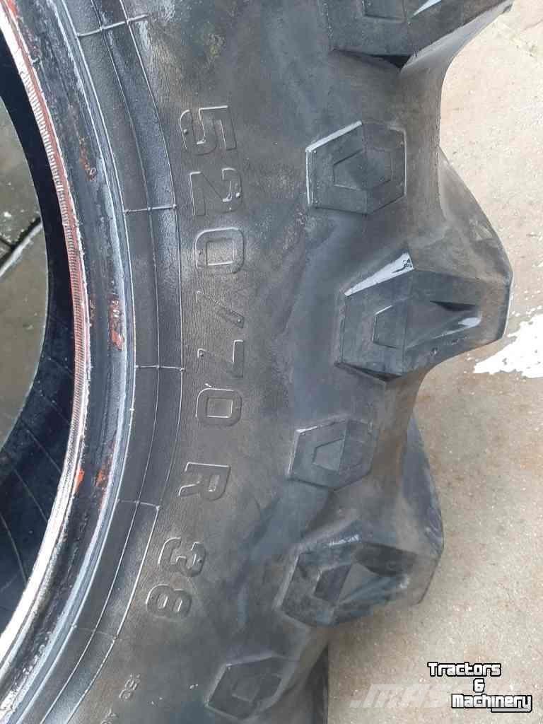 Pirelli 520/70xR38 Renkaat ja vanteet