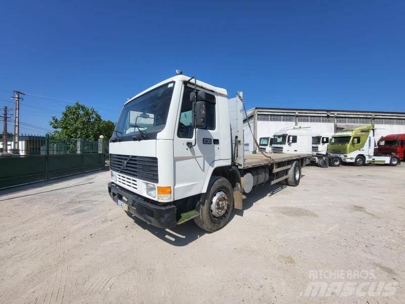 Volvo FL7 Lava-kuorma-autot
