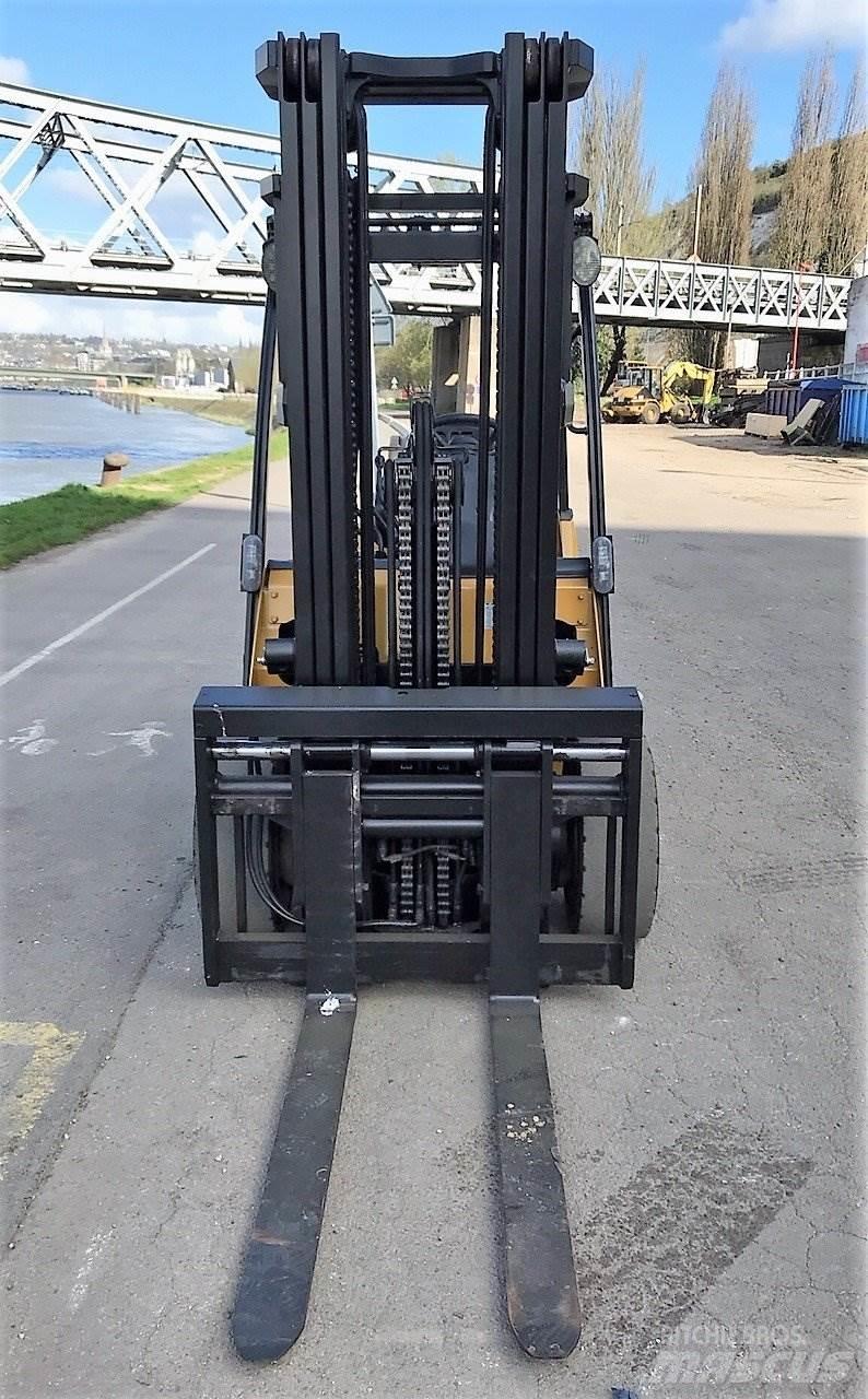 CAT GP30N Muut haarukkatrukit