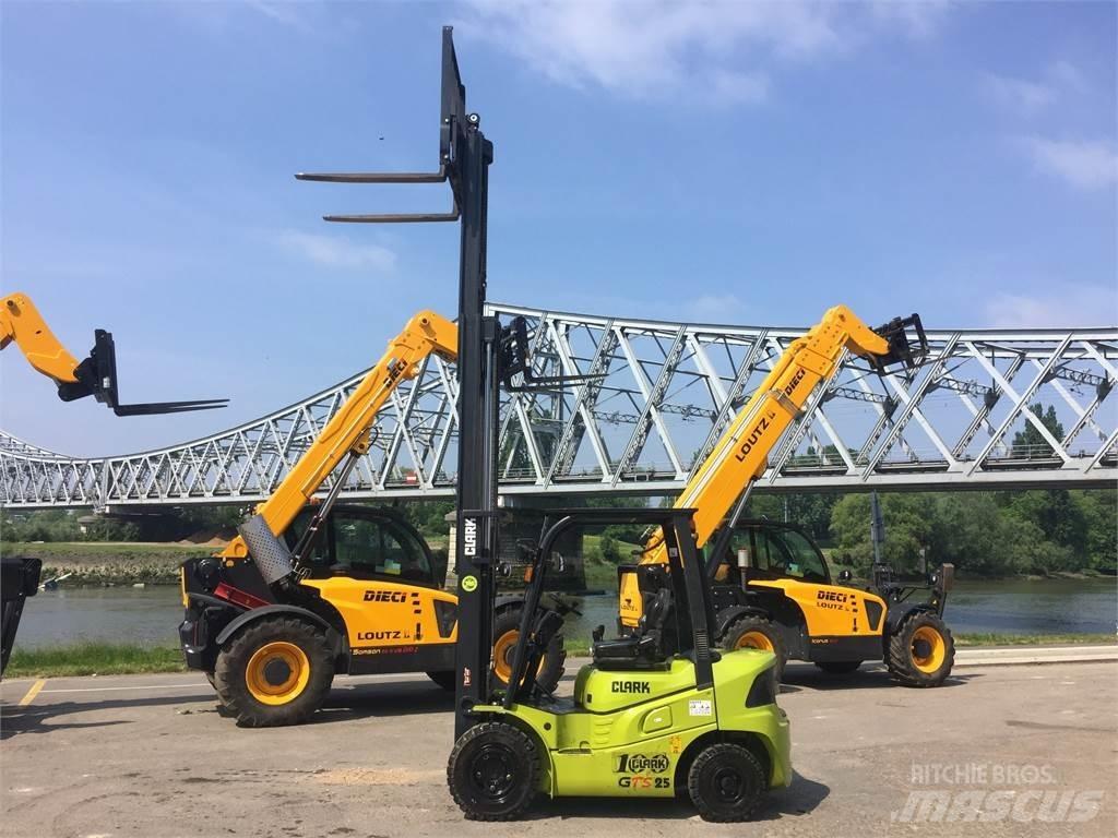 Clark GTS25D Muut haarukkatrukit