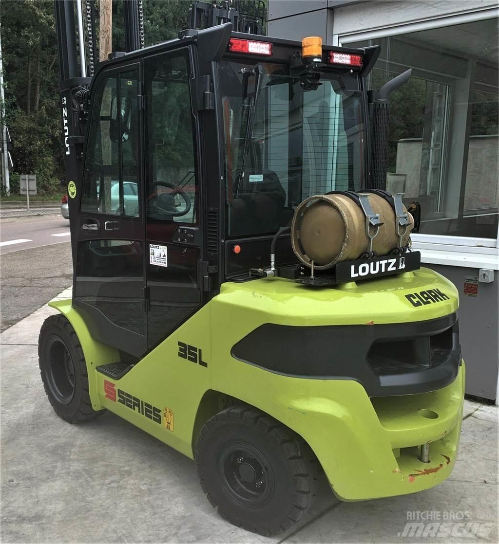 Clark S35L Muut haarukkatrukit