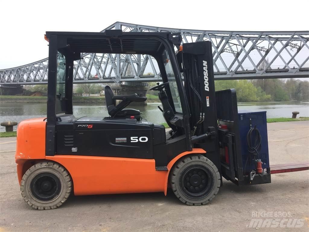 Doosan B50X Muut haarukkatrukit