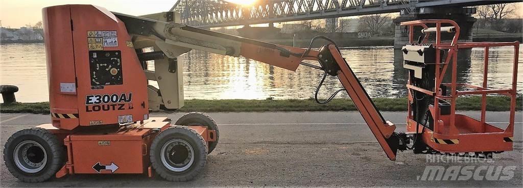 JLG E300AJ Muut henkilönosturit