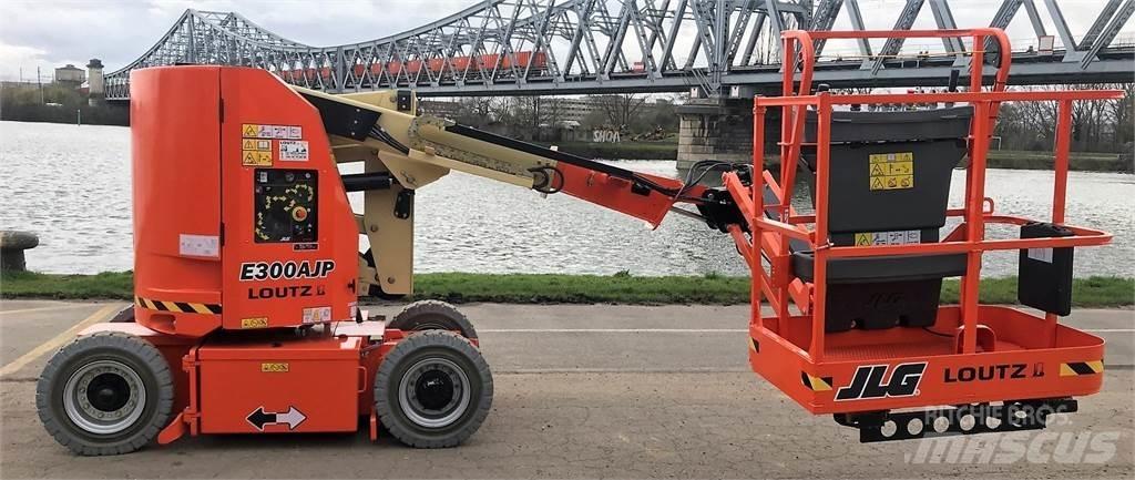 JLG E300AJP Muut henkilönosturit