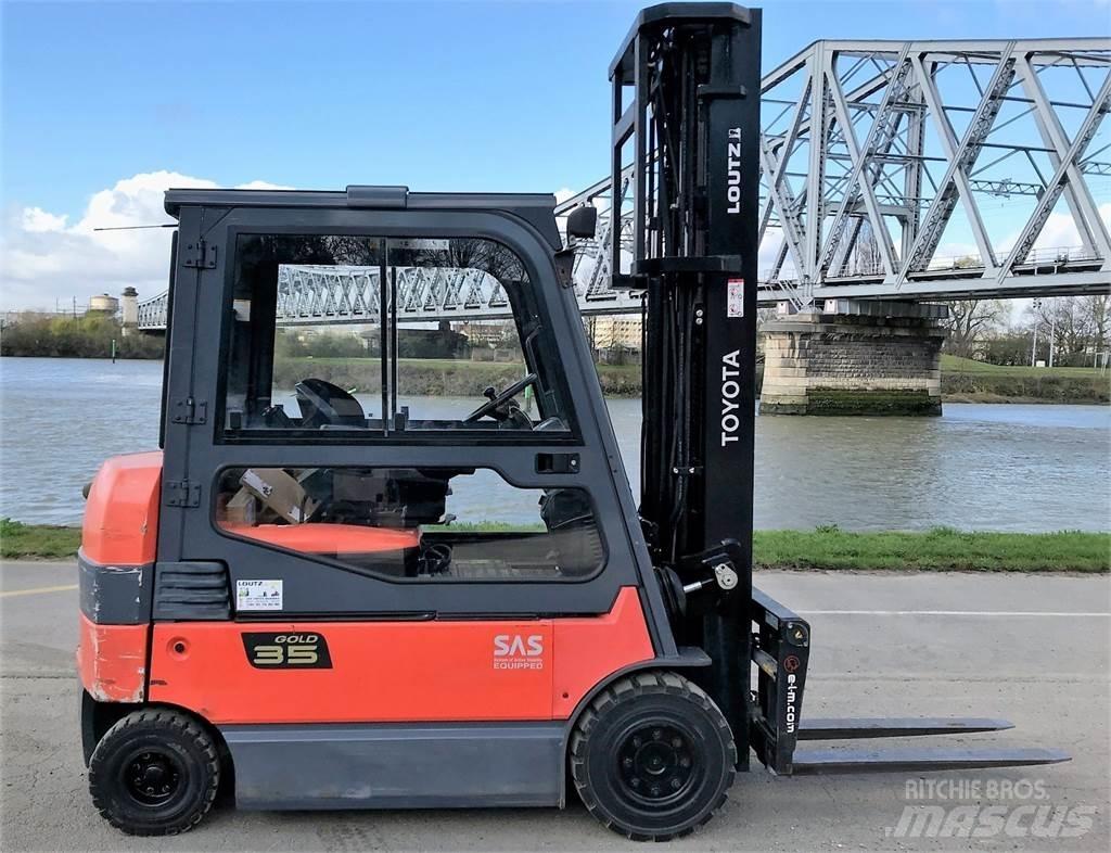 Toyota 7BMF35 Muut haarukkatrukit