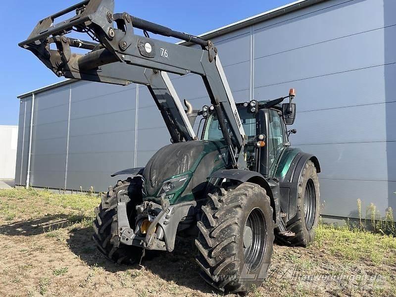 Valtra T174 Traktorit