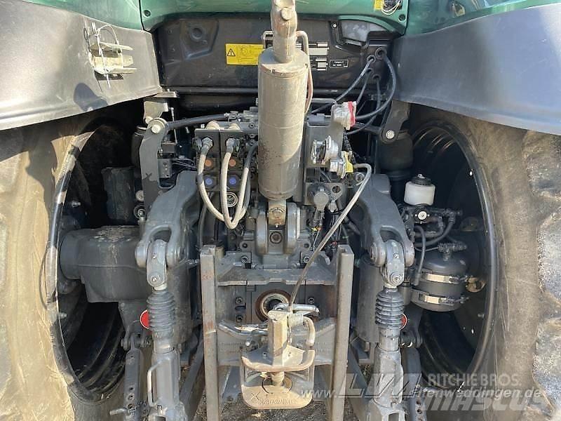 Valtra T174 Traktorit