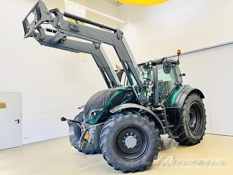 Valtra T174 Traktorit