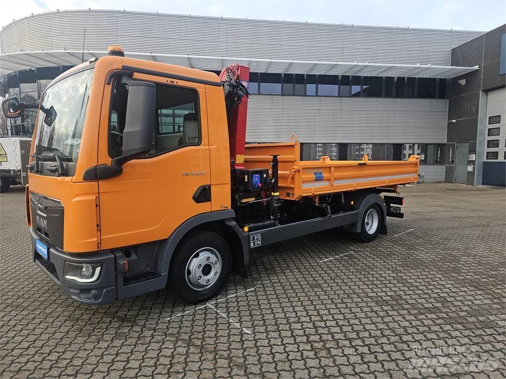 MAN TGL 8.220 Nosturiautot