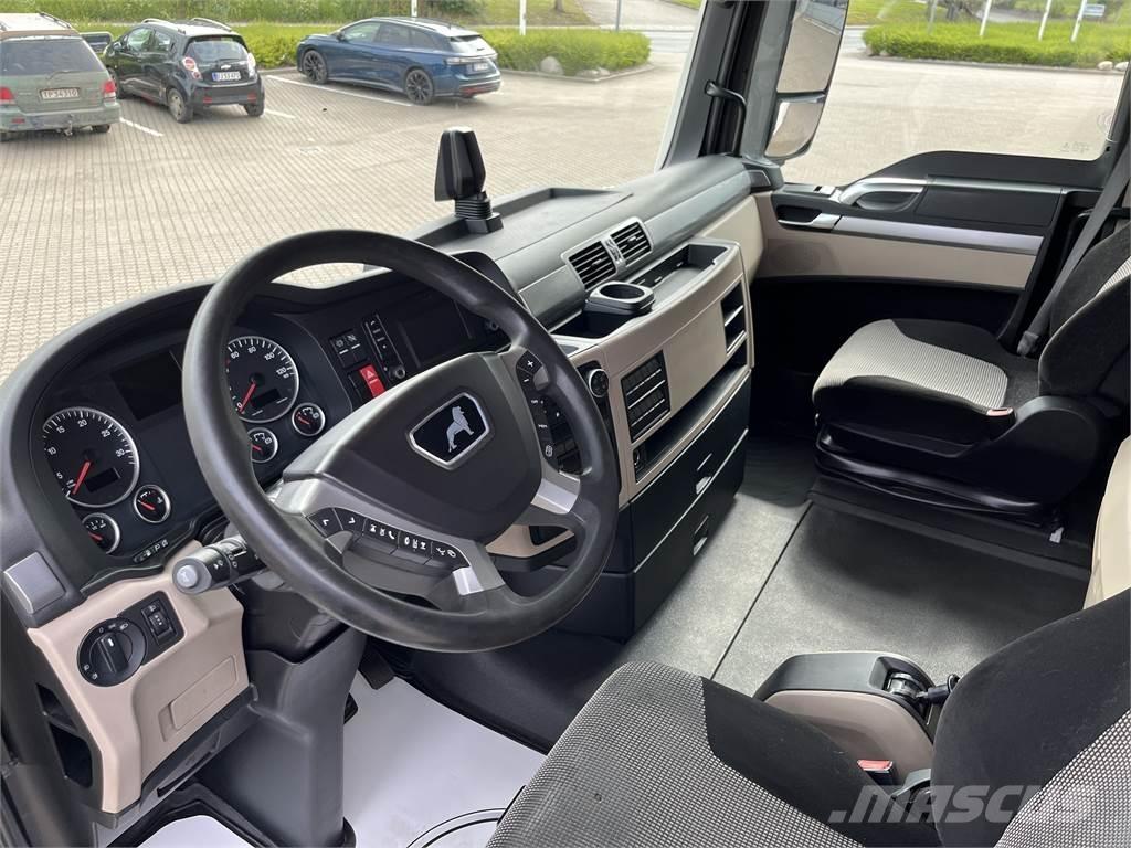 MAN TGX 26.470 6x2-2 Vetopöytäautot