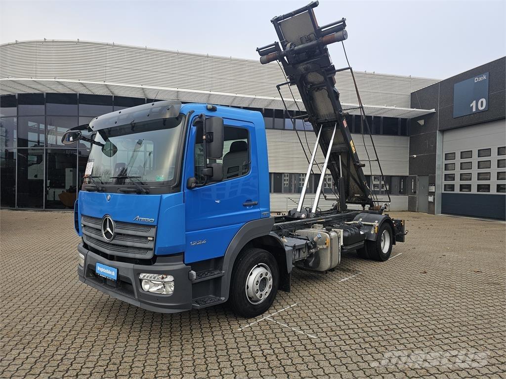 Mercedes-Benz Atego 1224 Vaihtolava-autot