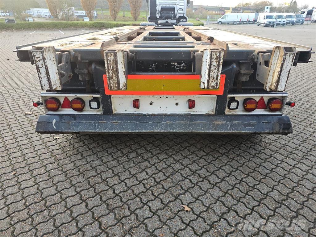 Nopa PTC 240 3 Vejs tip Sora- ja kippiperävaunut