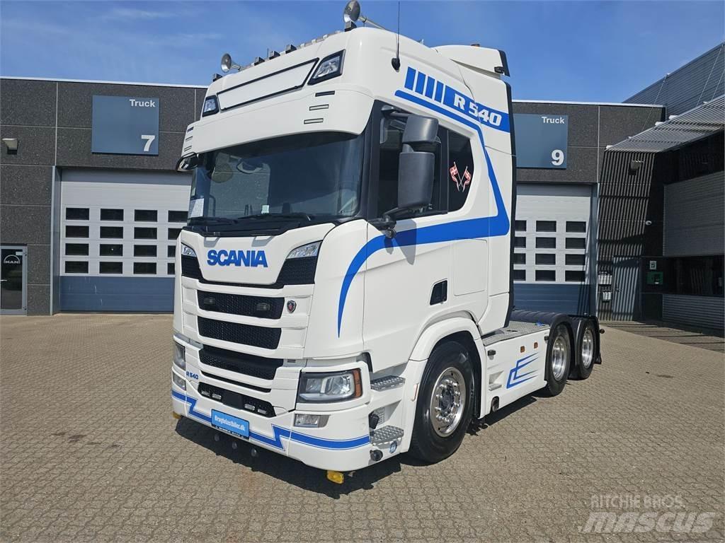 Scania R540 6x2 Vetopöytäautot