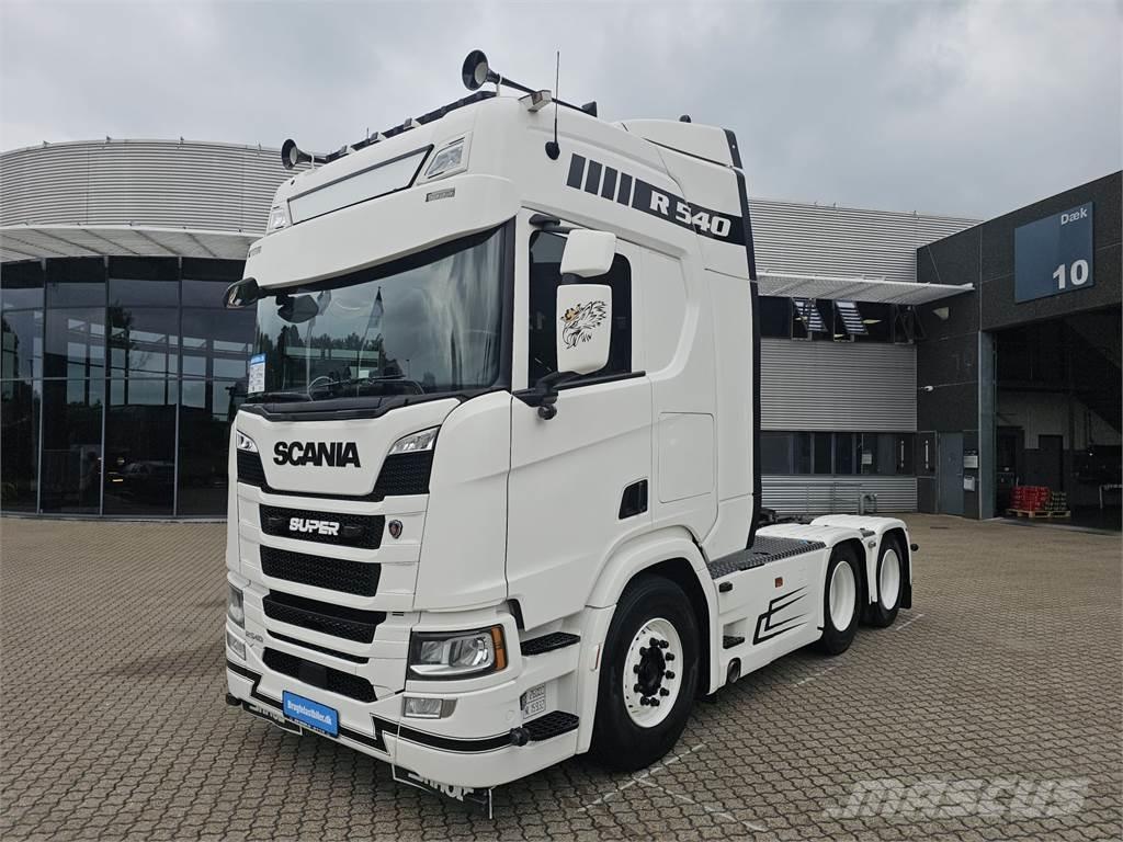 Scania R540 6x2 Vetopöytäautot