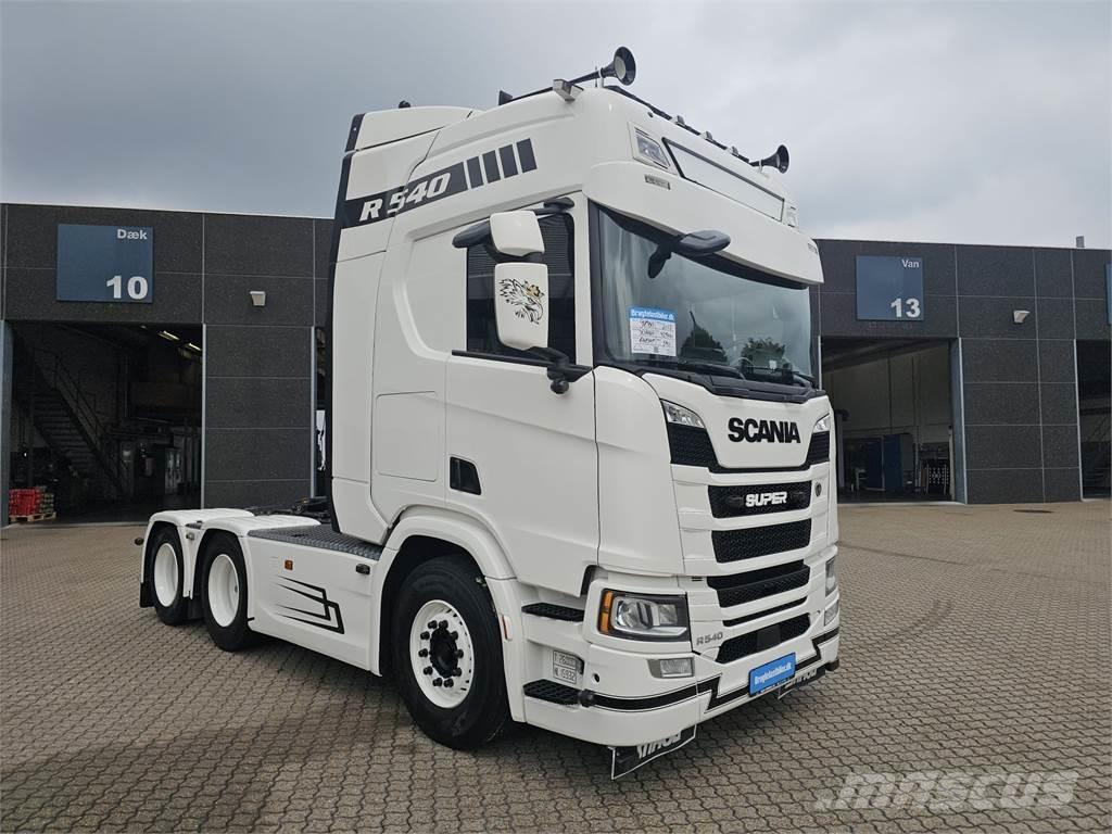 Scania R540 6x2 Vetopöytäautot