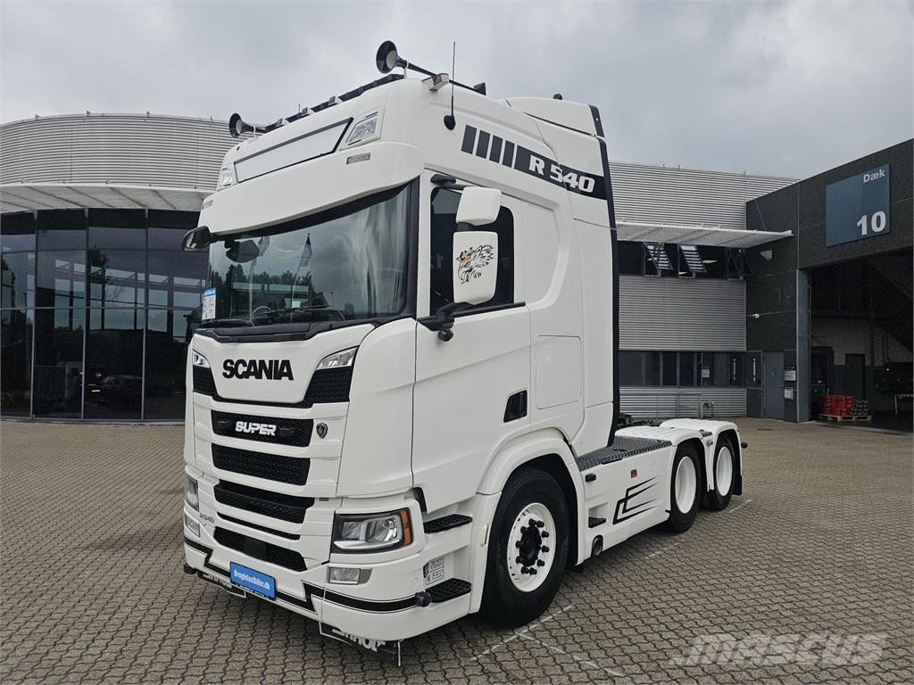 Scania R540 6x2 Vetopöytäautot