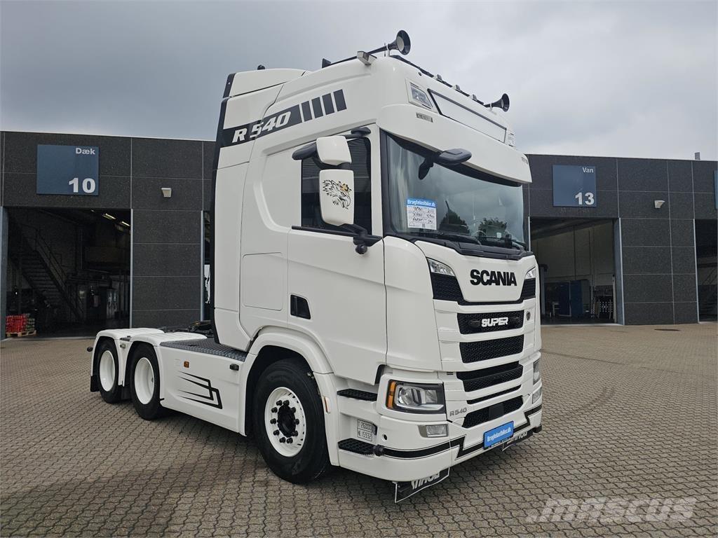 Scania R540 6x2 Vetopöytäautot