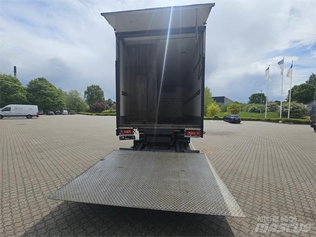 Volvo FE320 Kylmä-/Lämpökori kuorma-autot