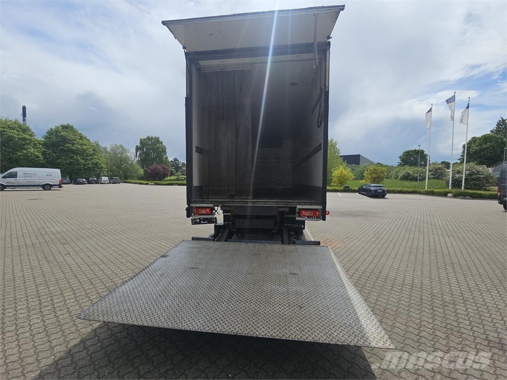 Volvo FE320 Kylmä-/Lämpökori kuorma-autot
